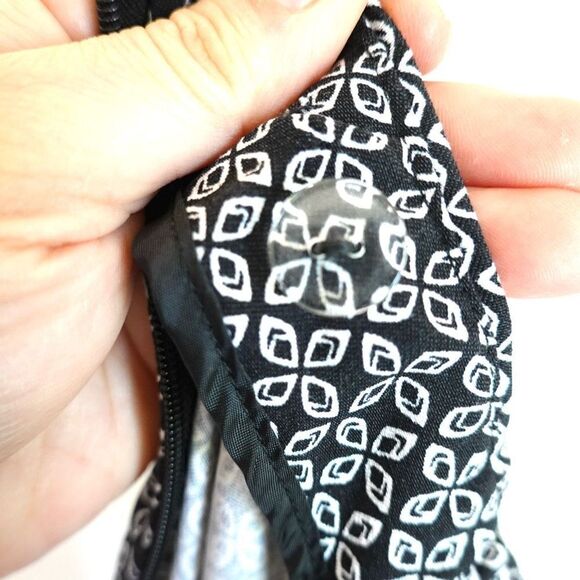 Susan Graver Stretch slim Patterned Pants Black White Size 6 - Picture 12 of 16